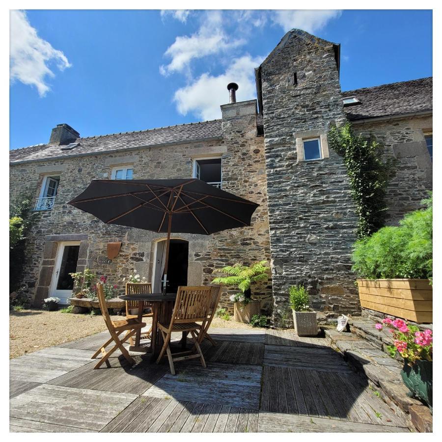 Gite De Charme Au Manoir Du Plessis-Quinquis Sainte-Seve Экстерьер фото